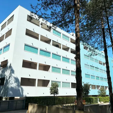 Isola Clara Lägenhet